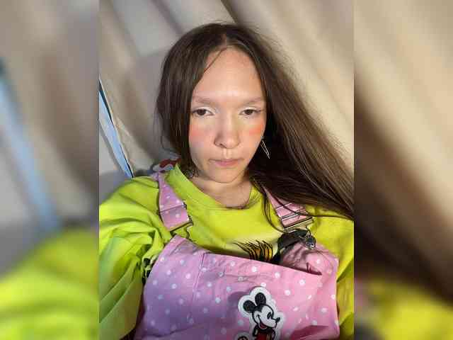 CuteLolly webcam