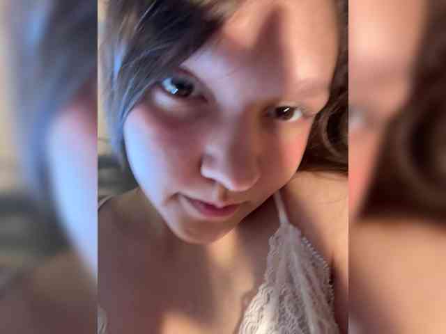 CuteLolly webcam