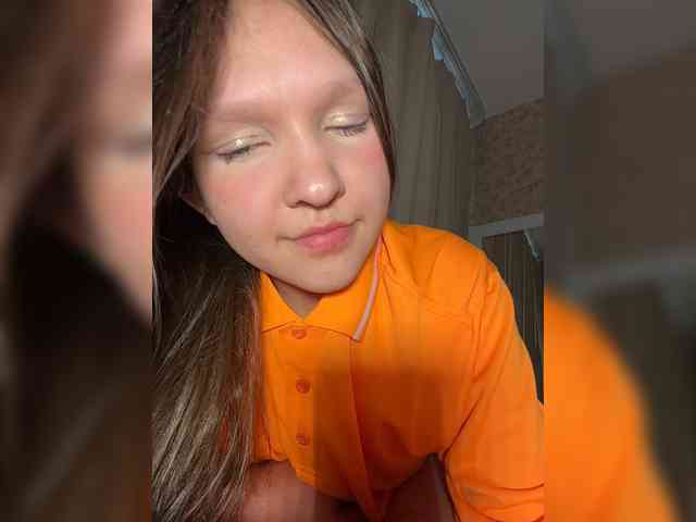 CuteLolly webcam