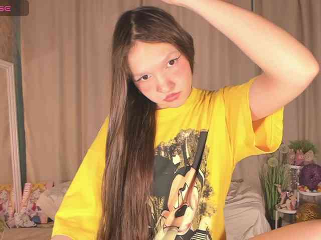 CuteLolly webcam