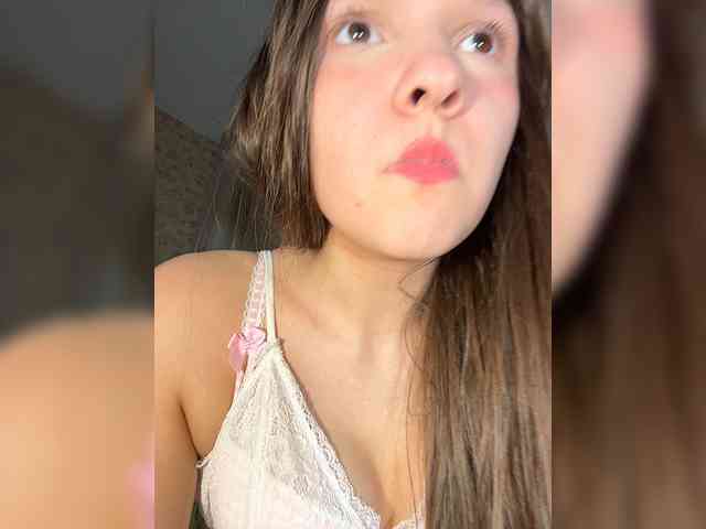 CuteLolly webcam