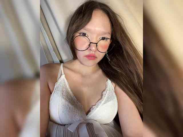 CuteLolly webcam