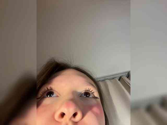 CuteLolly webcam