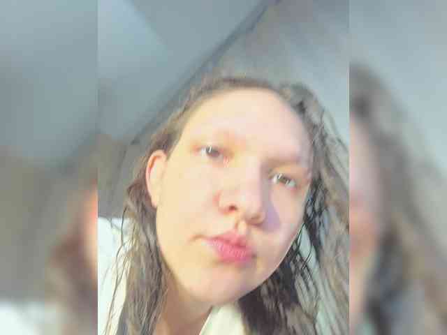 CuteLolly webcam