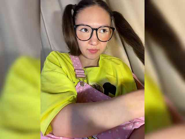 CuteLolly webcam