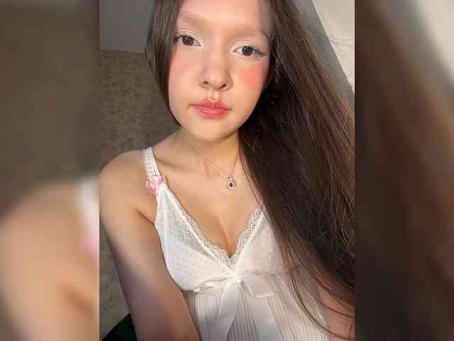 CuteLolly webcam