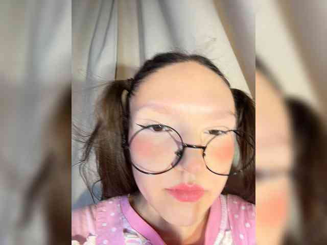 CuteLolly webcam