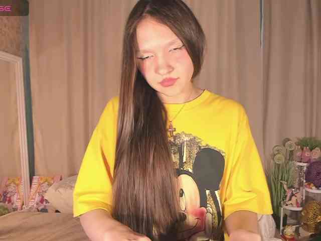 CuteLolly webcam