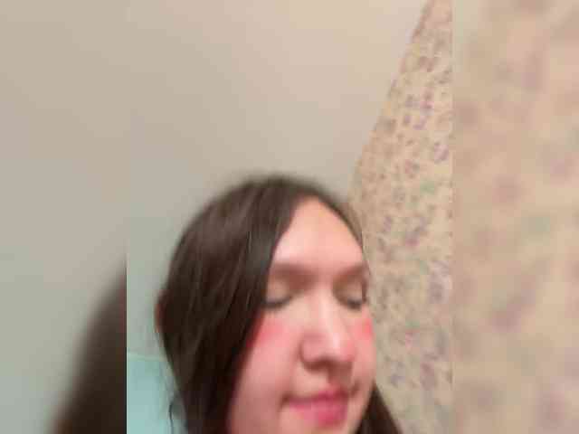 CuteLolly webcam
