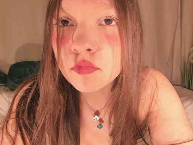 CuteLolly webcam