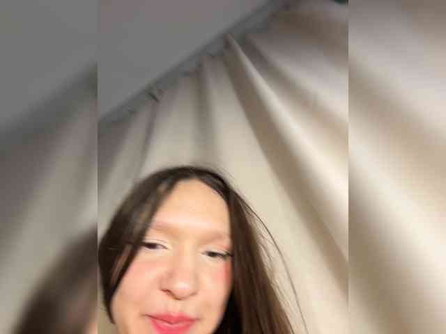 CuteLolly webcam