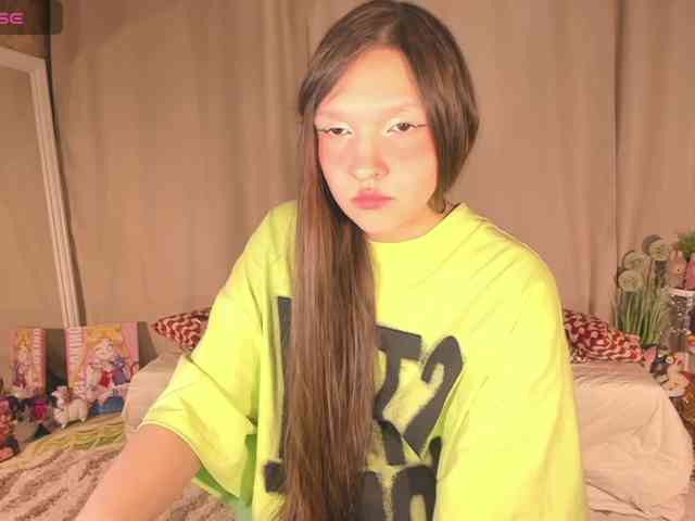 CuteLolly webcam