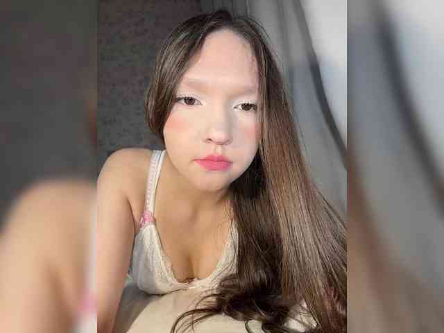 CuteLolly webcam