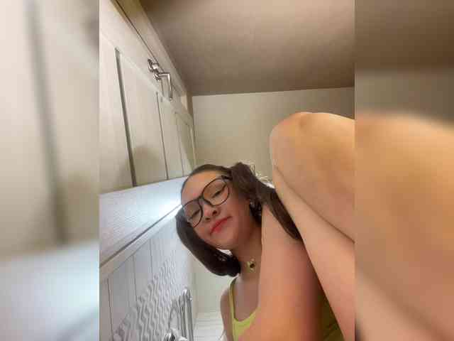 CuteLolly webcam