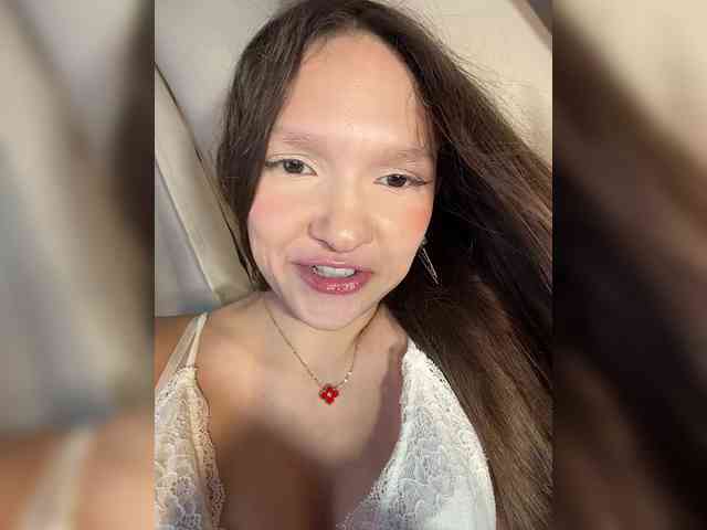 CuteLolly webcam