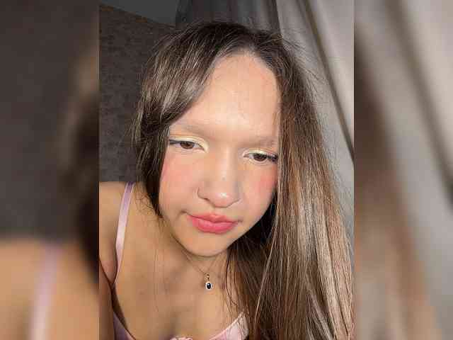 CuteLolly webcam