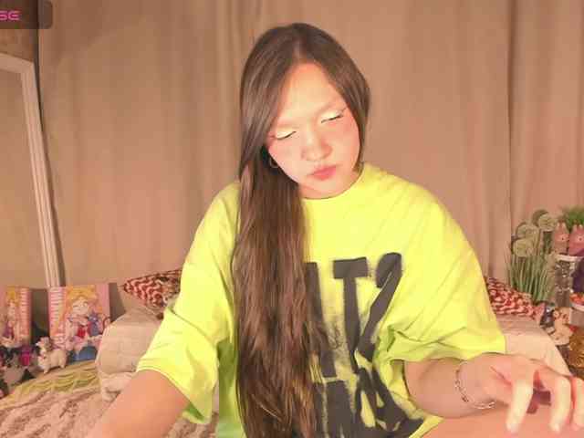 CuteLolly webcam