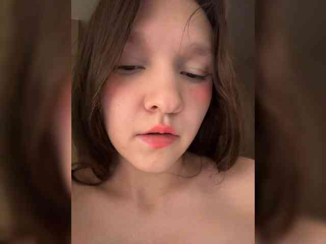 CuteLolly webcam