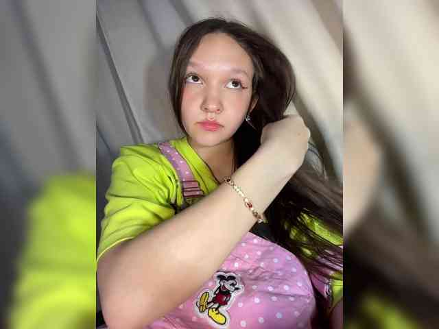 CuteLolly webcam