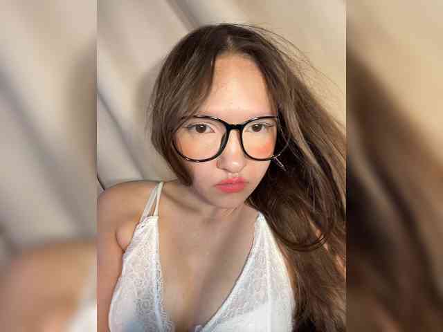 CuteLolly webcam