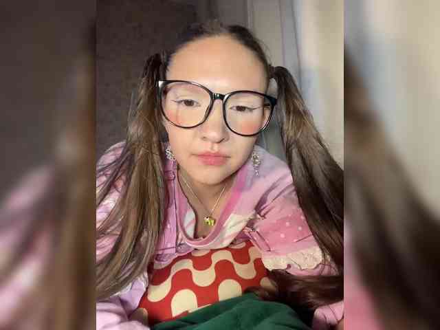 CuteLolly webcam