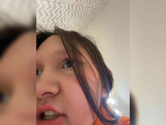 CuteLolly webcam