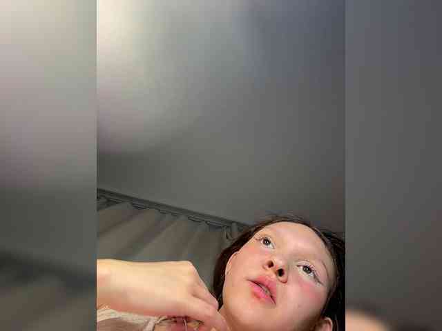 CuteLolly webcam
