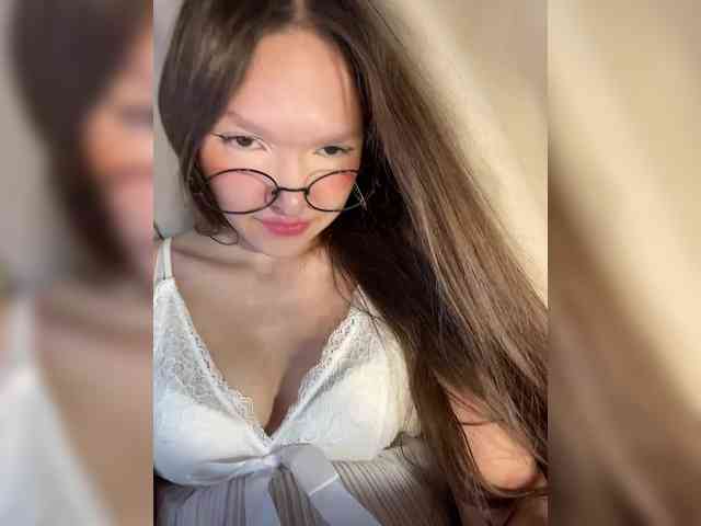 CuteLolly webcam