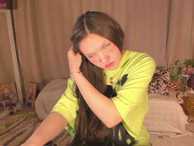 CuteLolly webcam