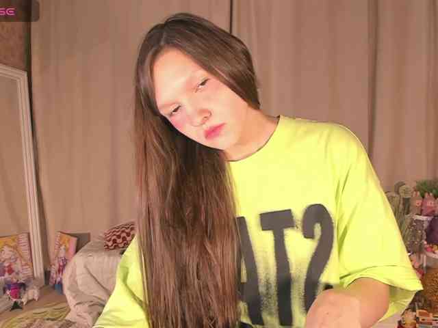 CuteLolly webcam