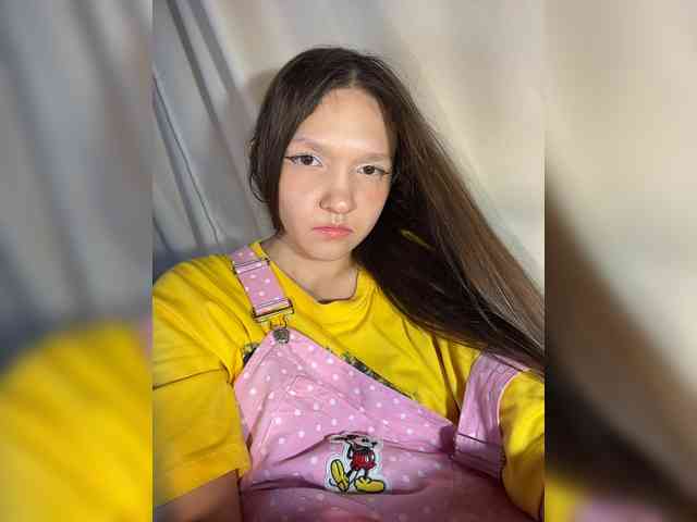 CuteLolly webcam