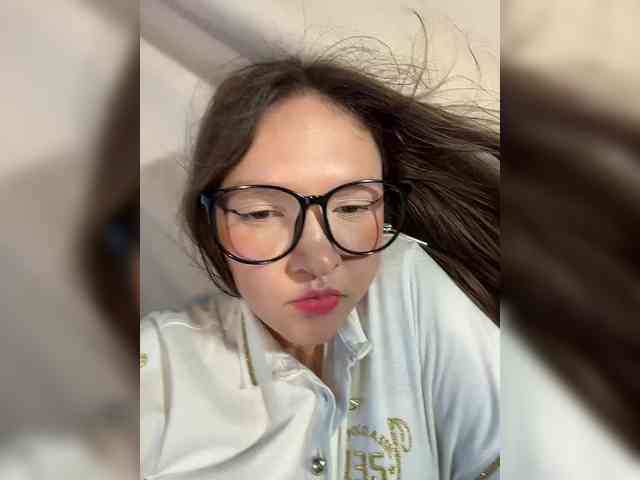 CuteLolly webcam