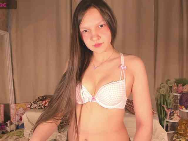 CuteLolly webcam