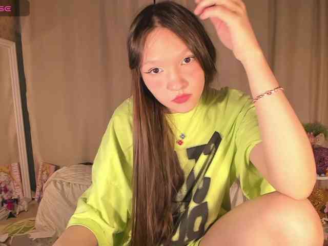 CuteLolly webcam