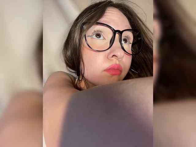 CuteLolly webcam