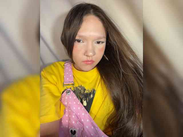 CuteLolly webcam