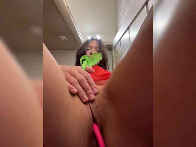 CuteLolly webcam