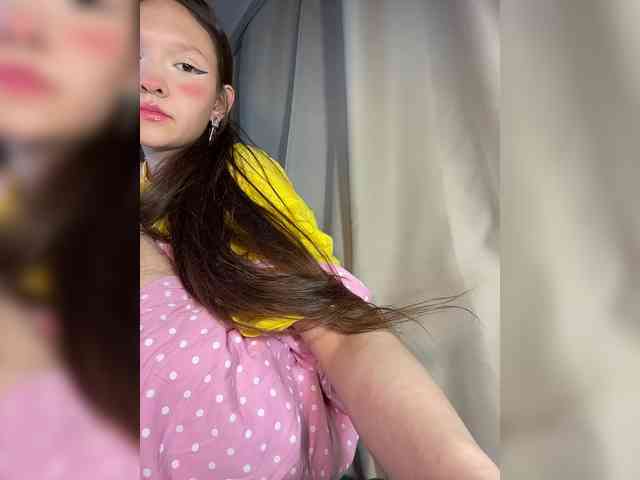 CuteLolly webcam