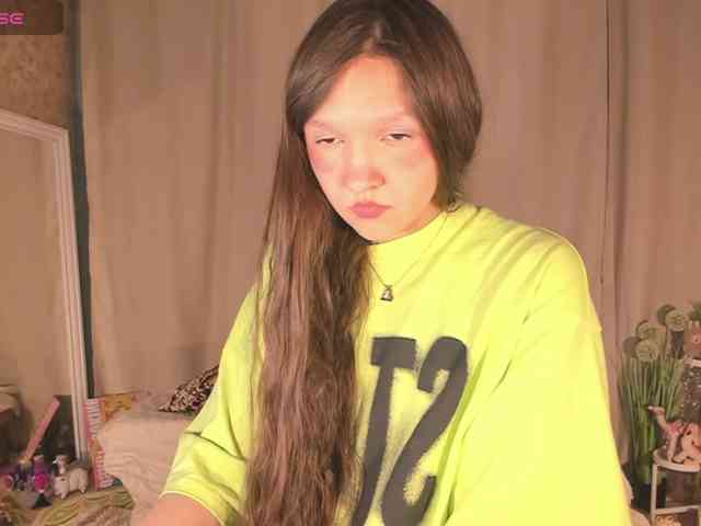 CuteLolly webcam