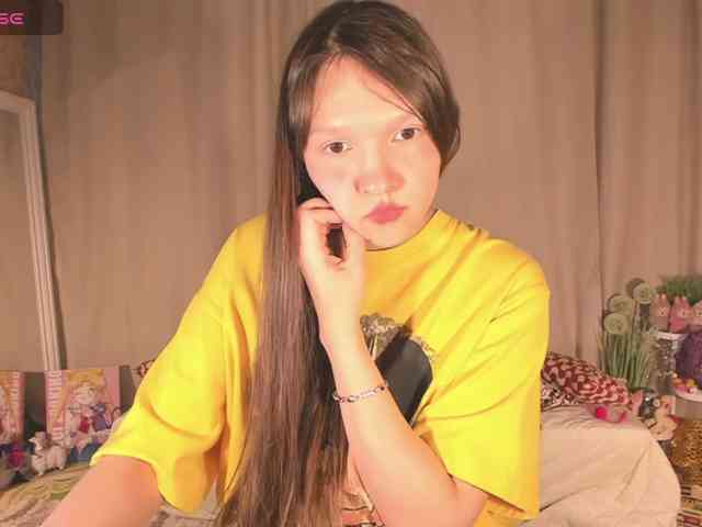 CuteLolly webcam