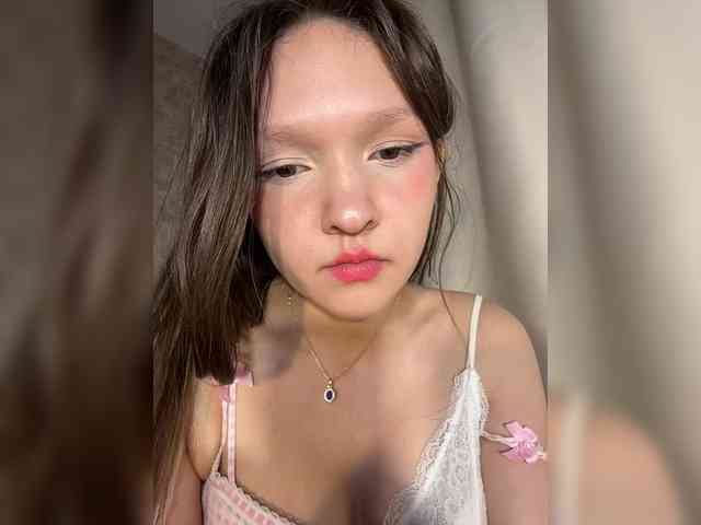 CuteLolly webcam