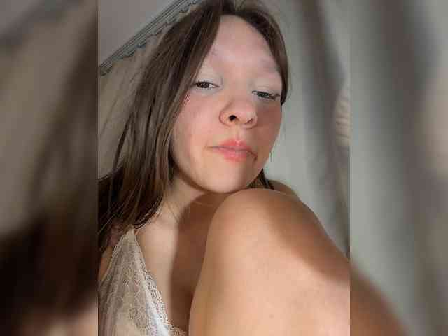 CuteLolly webcam
