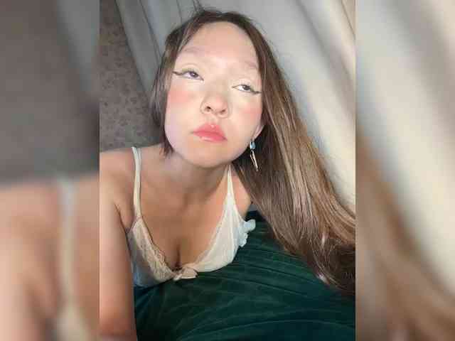CuteLolly webcam