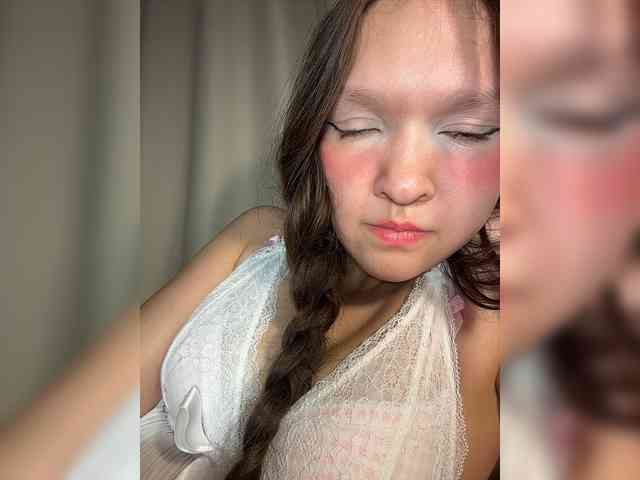 CuteLolly webcam