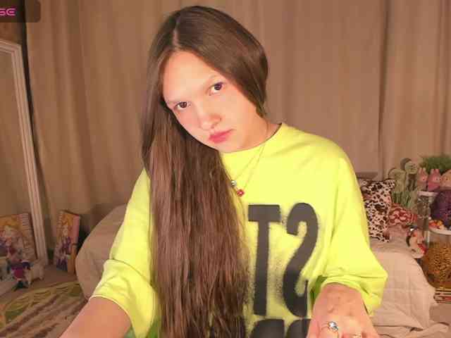 CuteLolly webcam