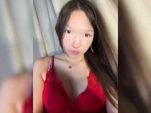 CuteLolly webcam