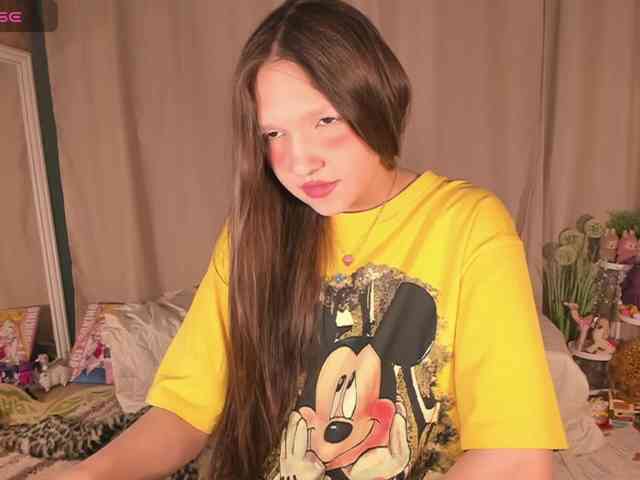 CuteLolly webcam