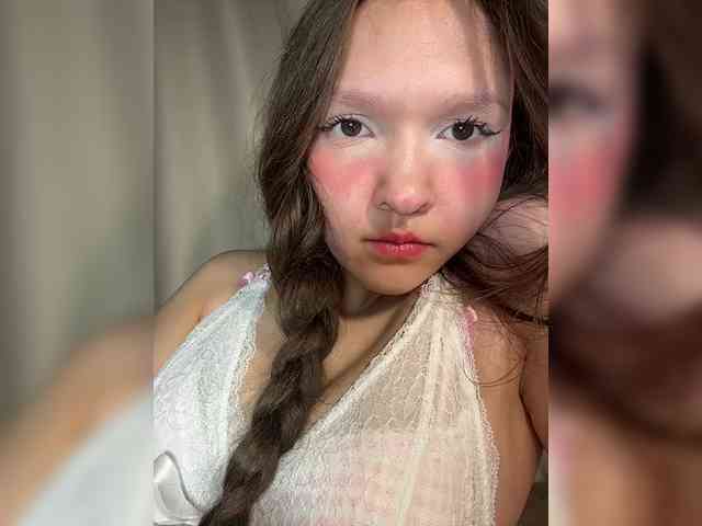 CuteLolly webcam