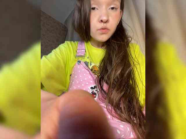 CuteLolly webcam