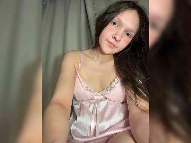 CuteLolly webcam